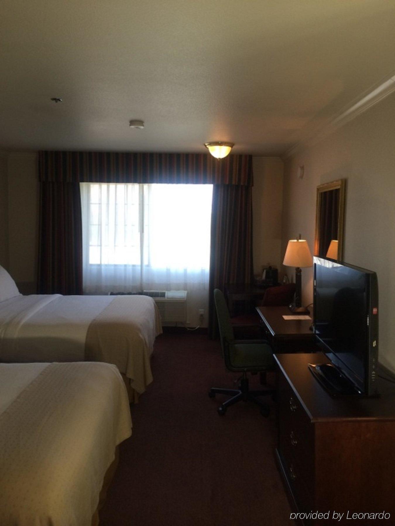 Holiday Inn Selma - Swancourt Екстер'єр фото