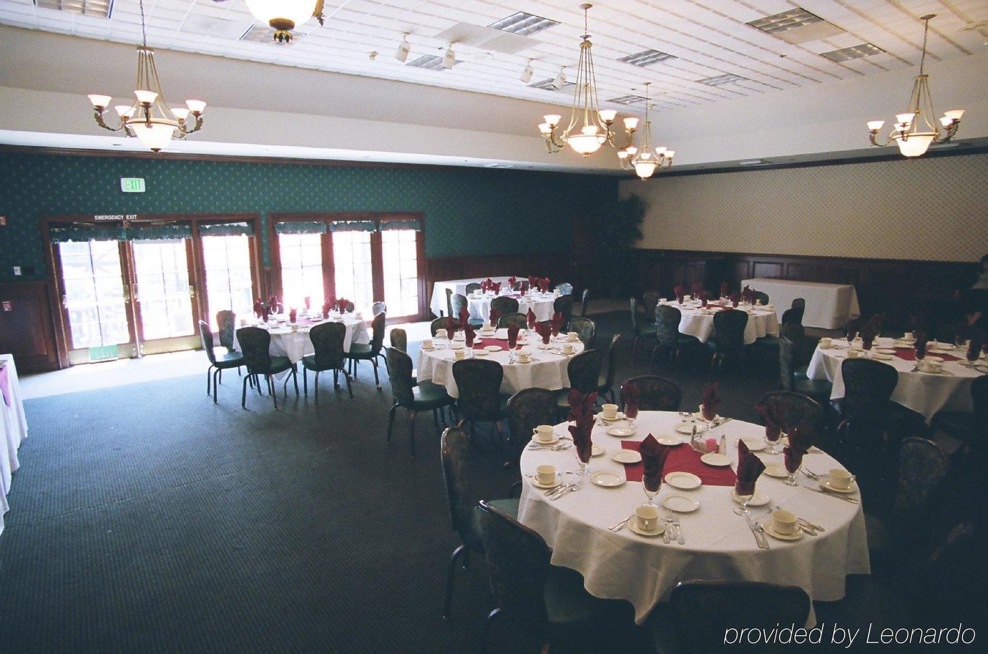 Holiday Inn Selma - Swancourt Екстер'єр фото