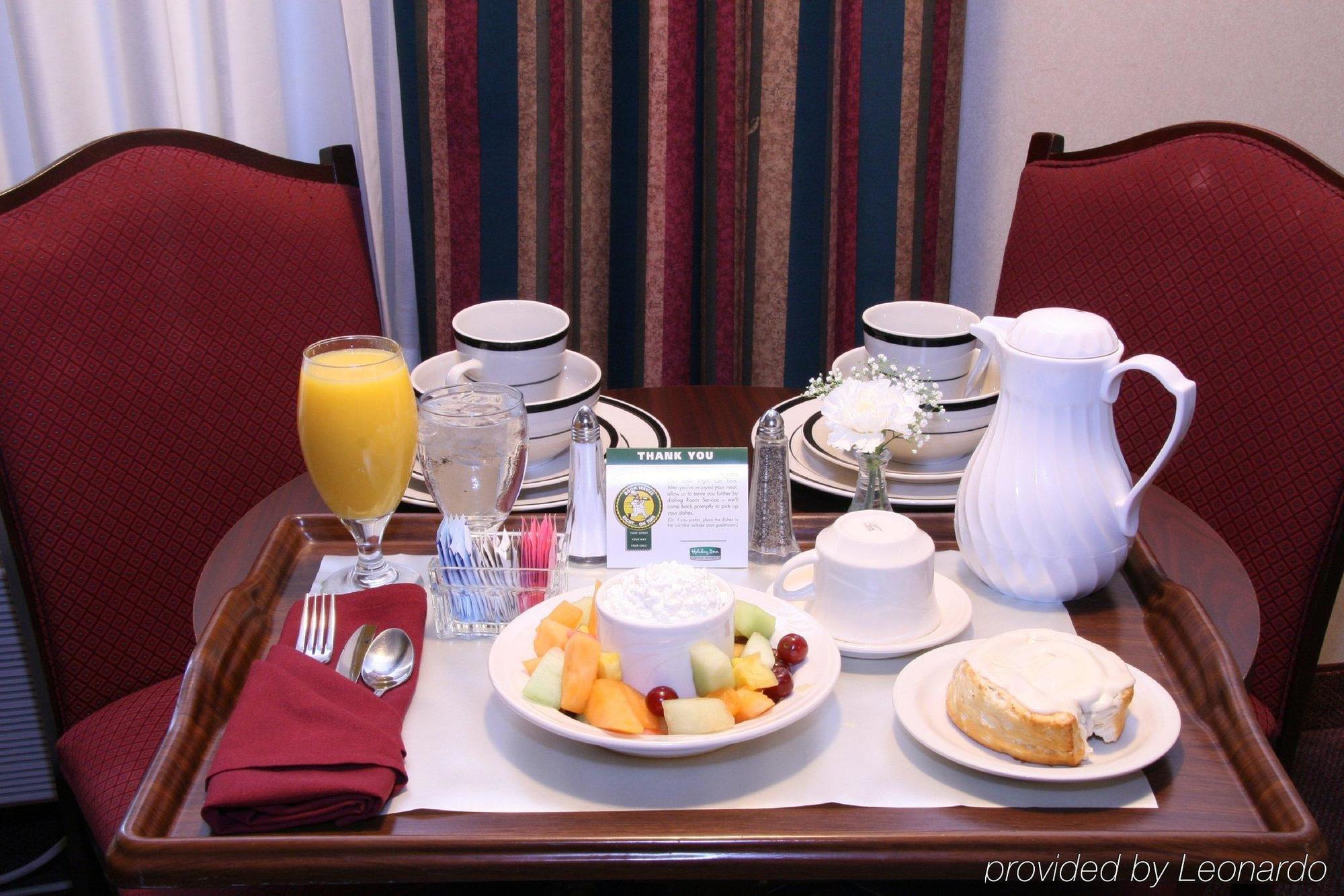 Holiday Inn Selma - Swancourt Екстер'єр фото