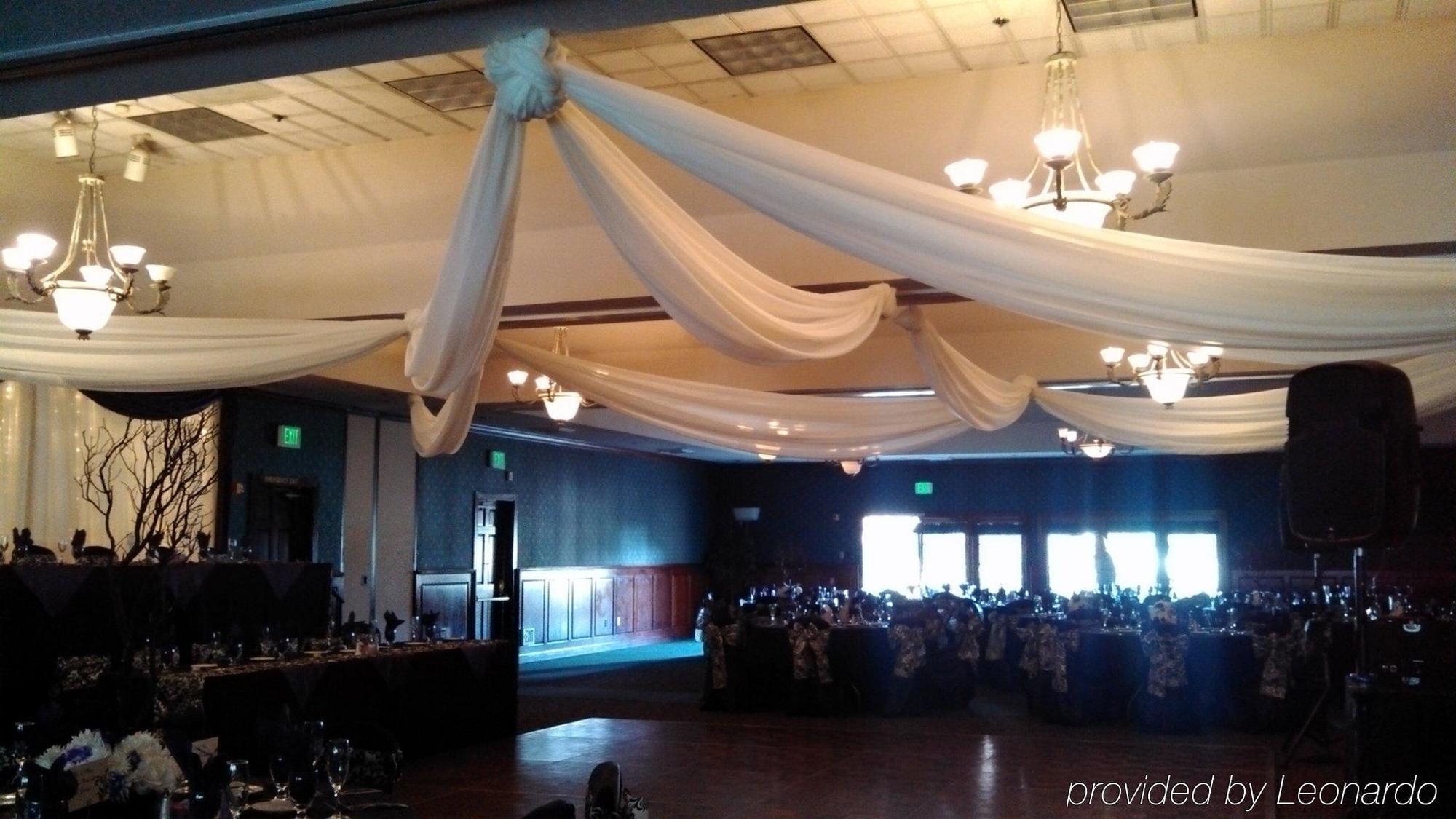 Holiday Inn Selma - Swancourt Екстер'єр фото