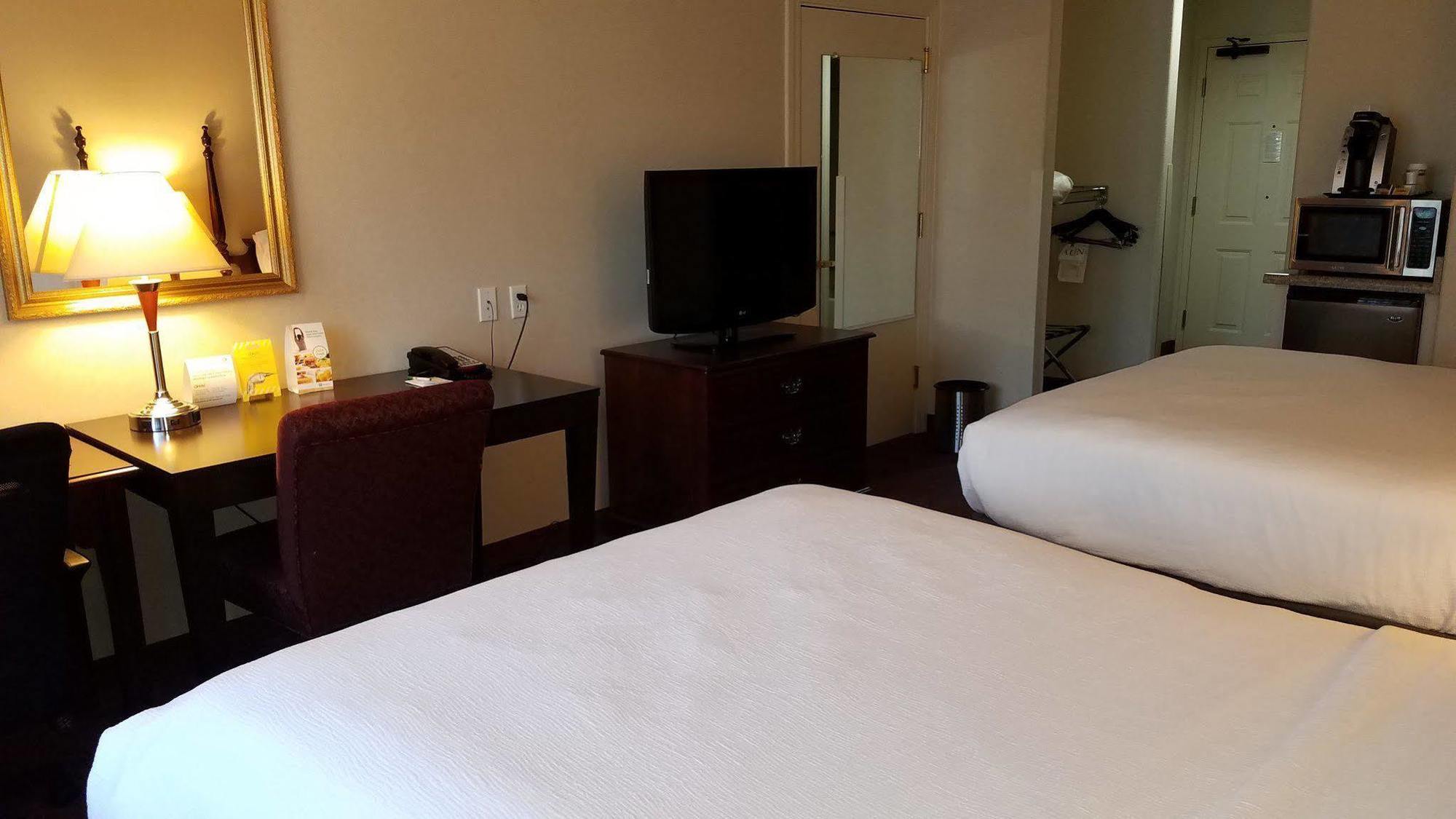 Holiday Inn Selma - Swancourt Екстер'єр фото